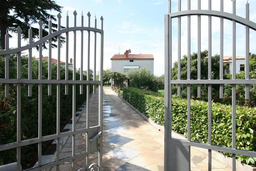 Apartments Bella Vista Umag Luaran gambar