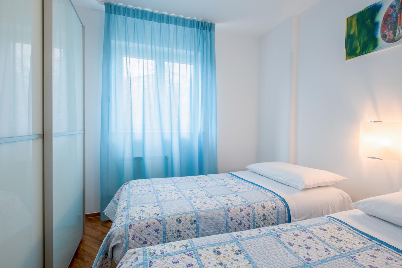 Apartments Bella Vista Umag Luaran gambar